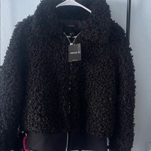 Forever 21 Woman’s Textured Black Teddy Bomber Jacket. Quilted Interior